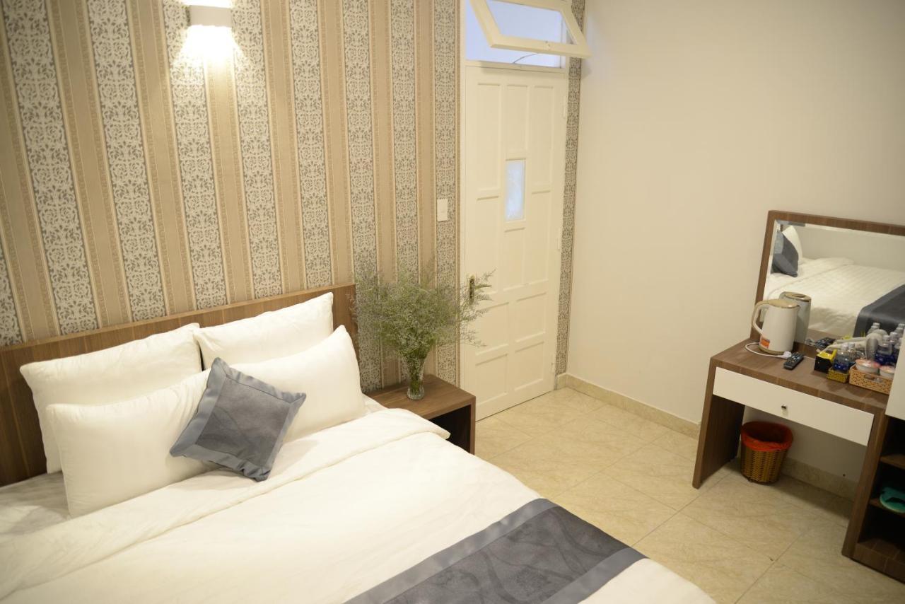 Amis Hotel Dalat Bagian luar foto
