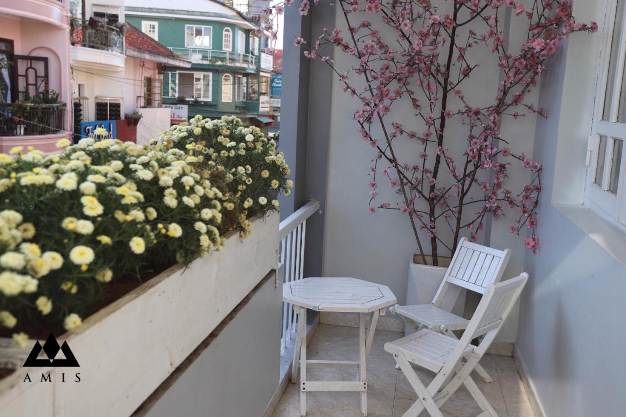Amis Hotel Dalat Bagian luar foto