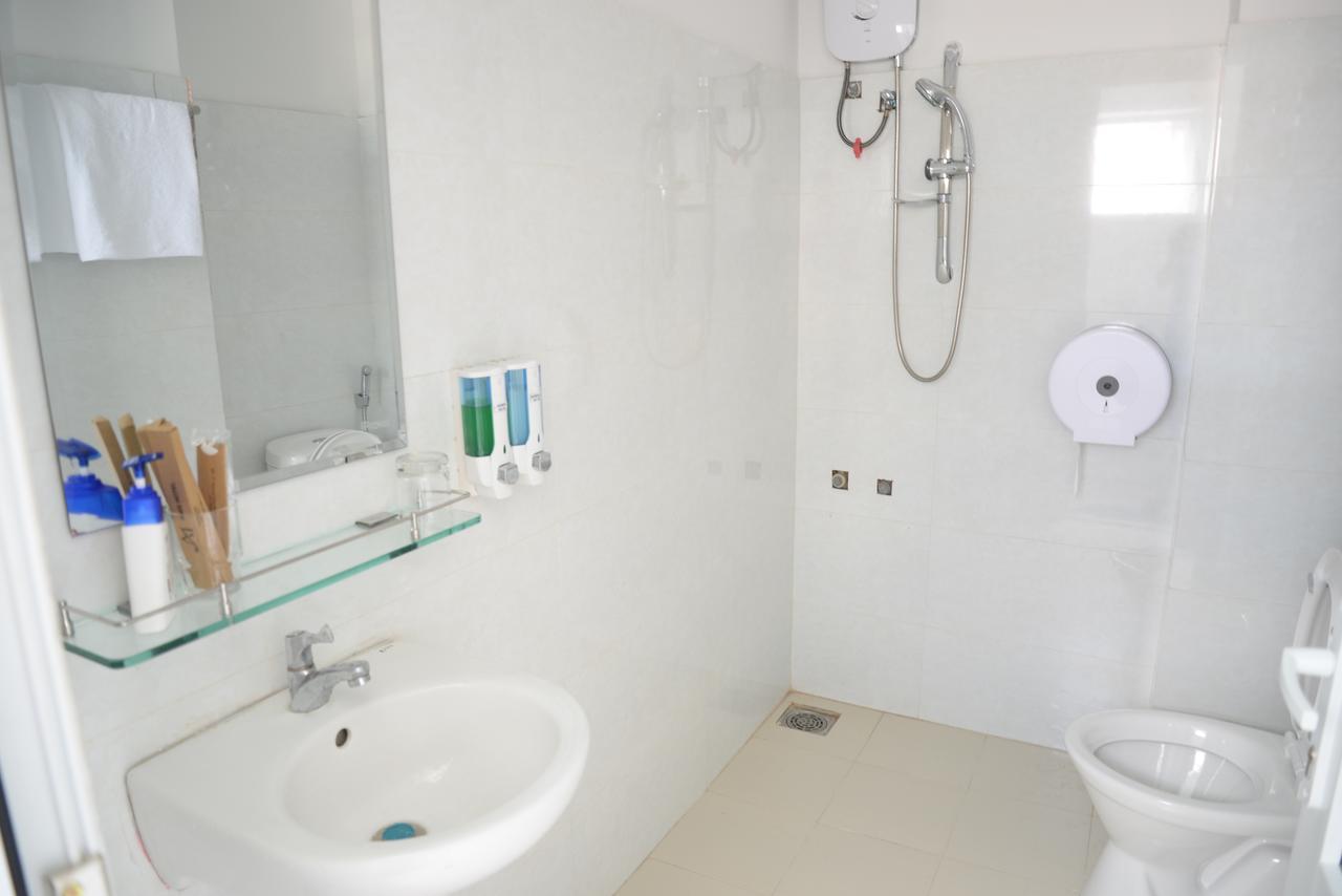 Amis Hotel Dalat Bagian luar foto